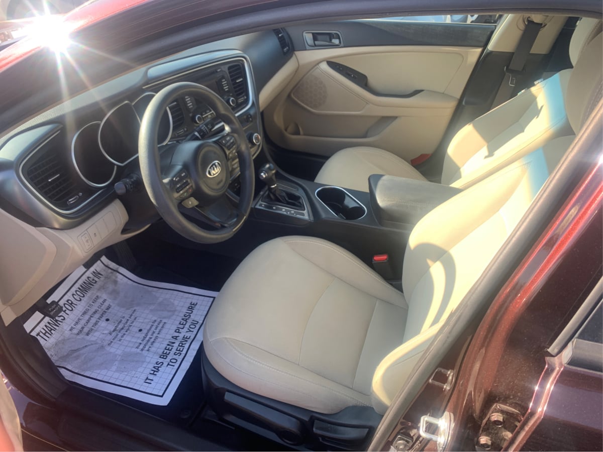 2015 Kia Optima LX photo 12