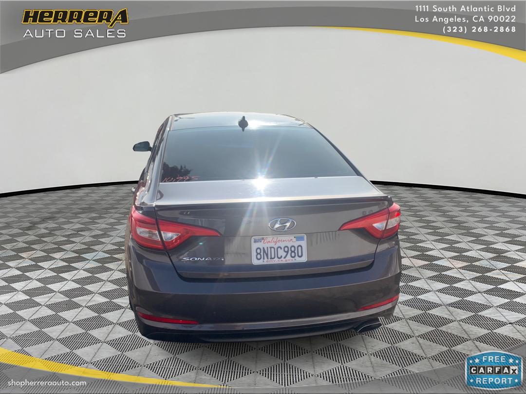 2017 Hyundai Sonata photo 4