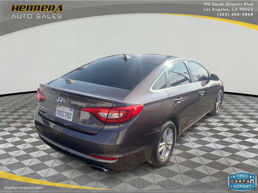 2017 Hyundai Sonata photo 3