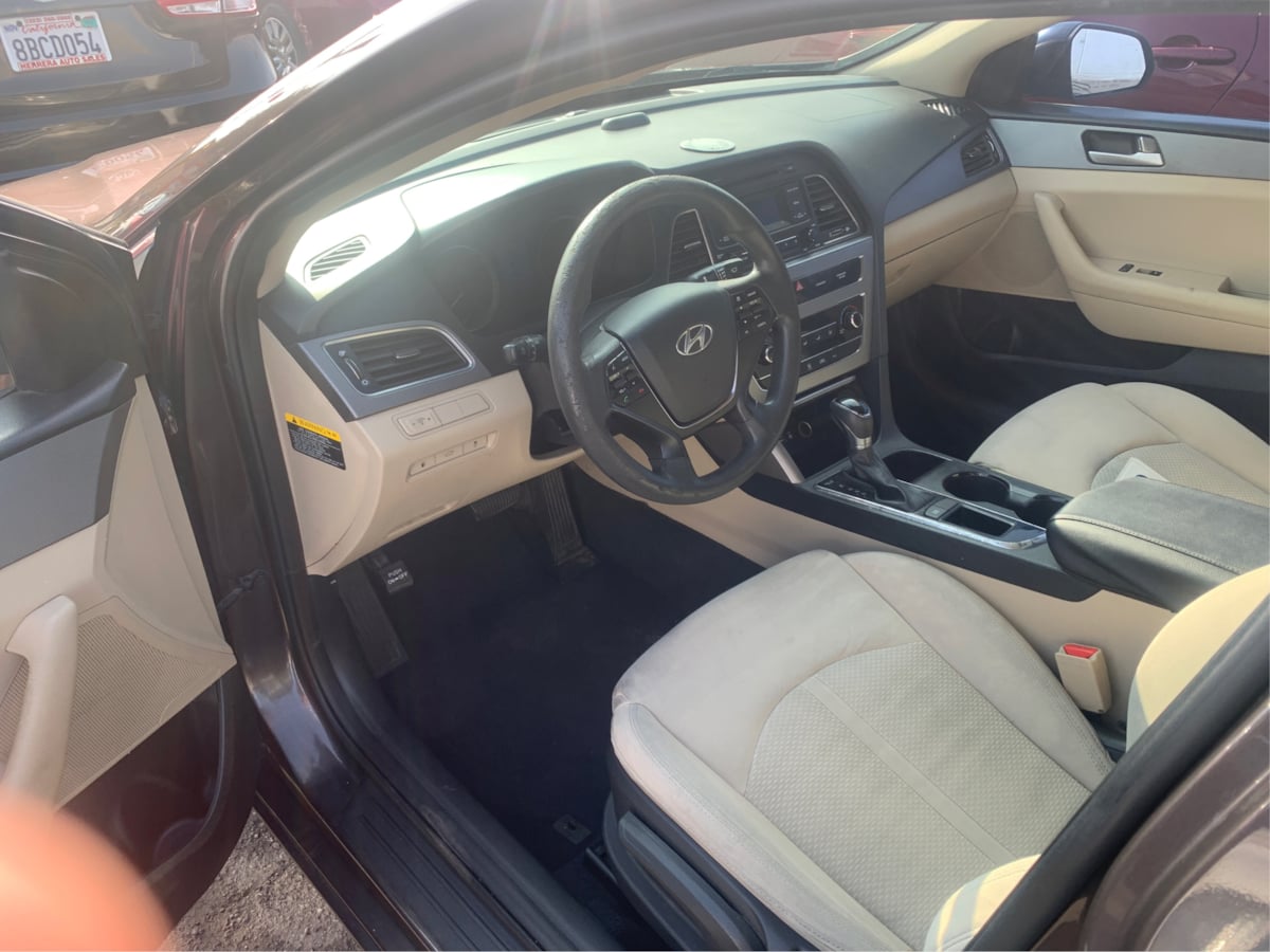 2017 Hyundai Sonata photo 9