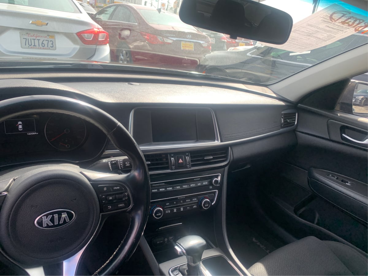 2017 Kia Optima Hybrid Base photo 11