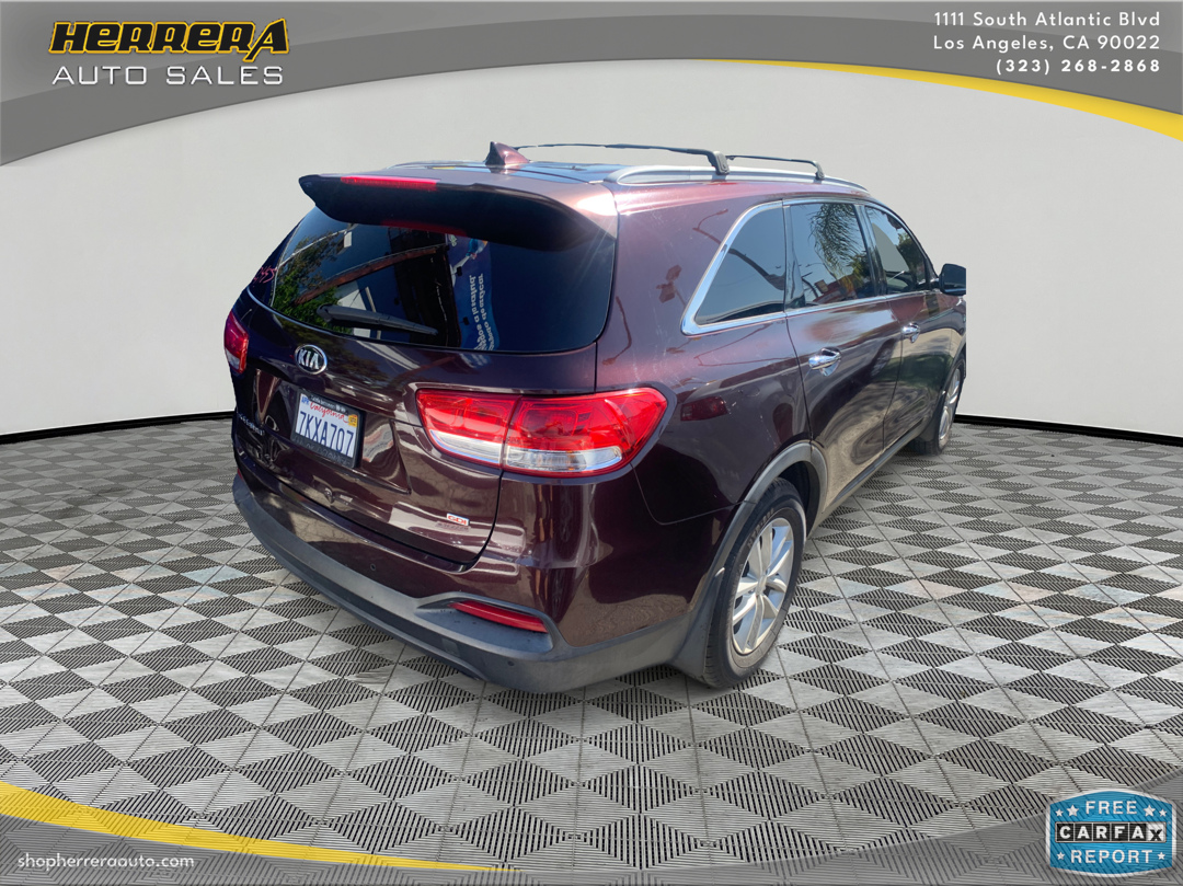 2016 Kia Sorento LX - Photo 2