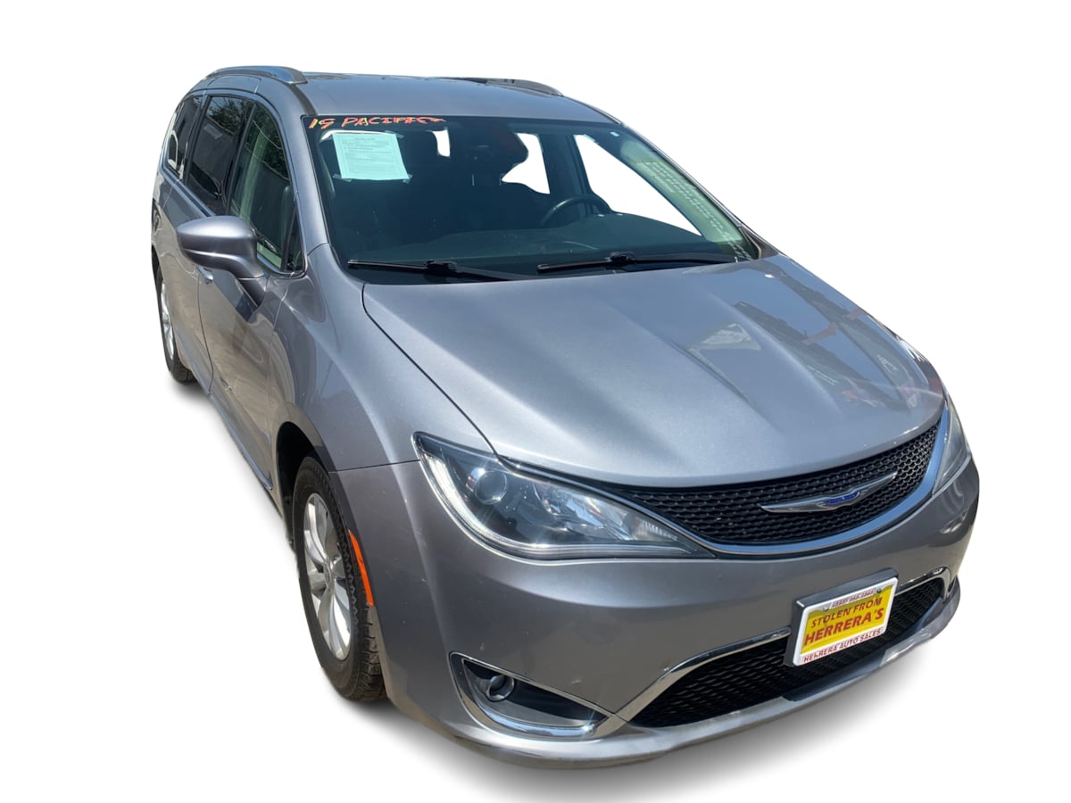 2019 Chrysler Pacifica Touring L - Photo 17