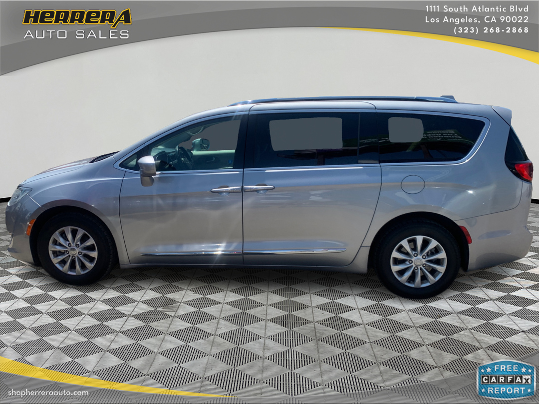 2019 Chrysler Pacifica Touring L - Photo 6