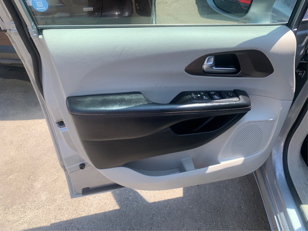 2019 Chrysler Pacifica Touring L - Photo 12