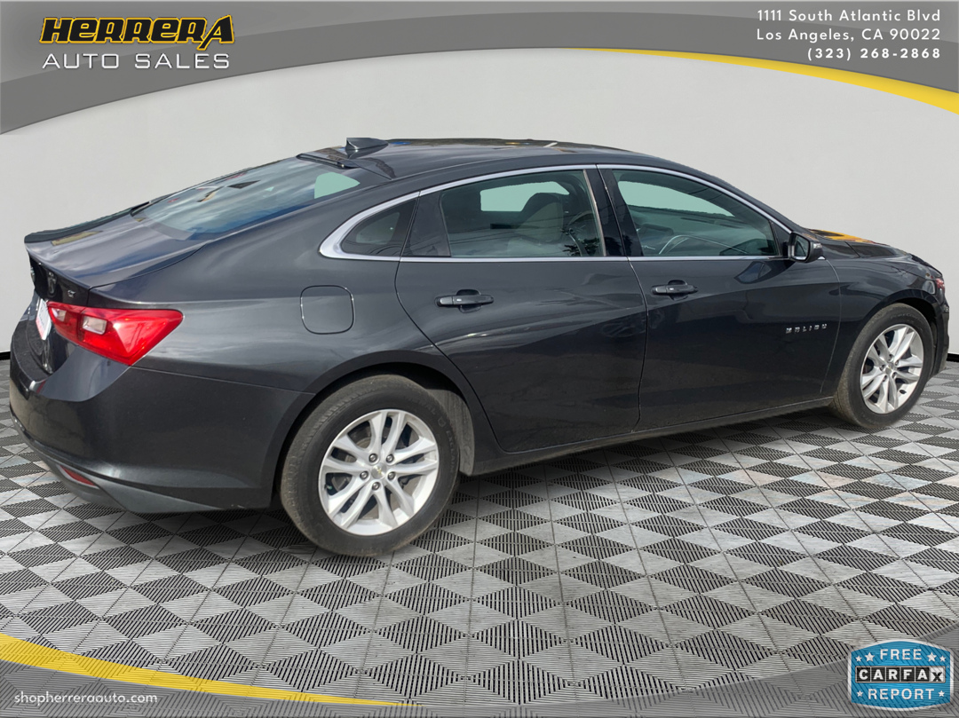2018 Chevrolet Malibu 1LT photo 2
