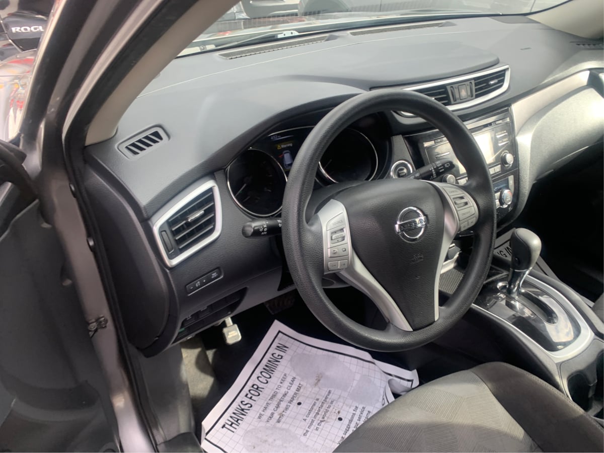 2016 Nissan Rogue SV - Photo 10