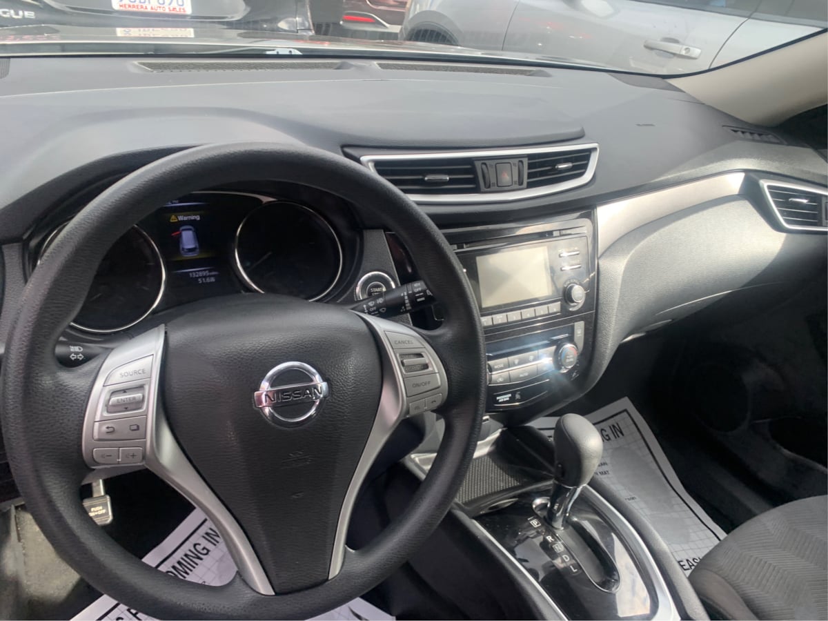 2016 Nissan Rogue SV - Photo 11