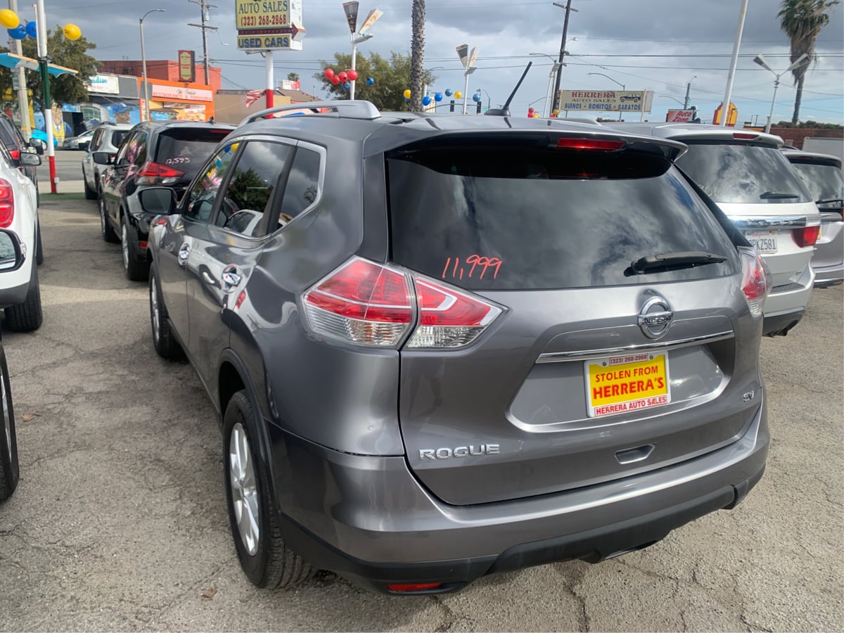 2016 Nissan Rogue SV - Photo 16