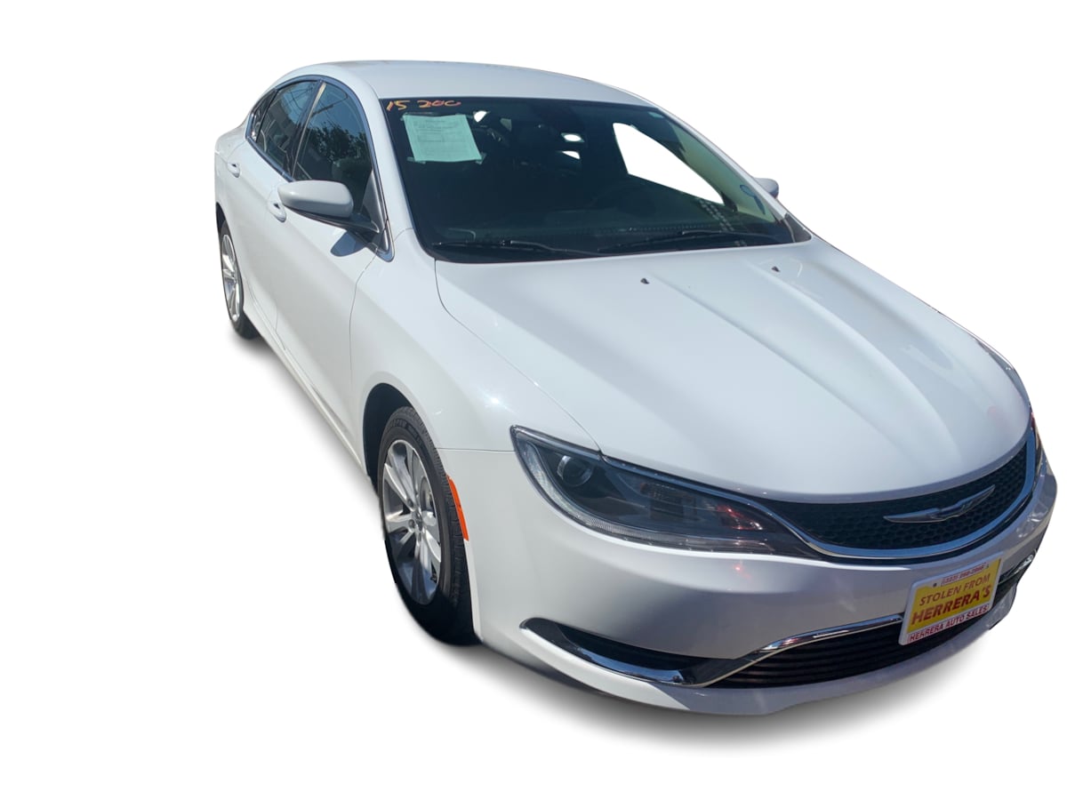 2015 Chrysler 200 Limited - Photo 17