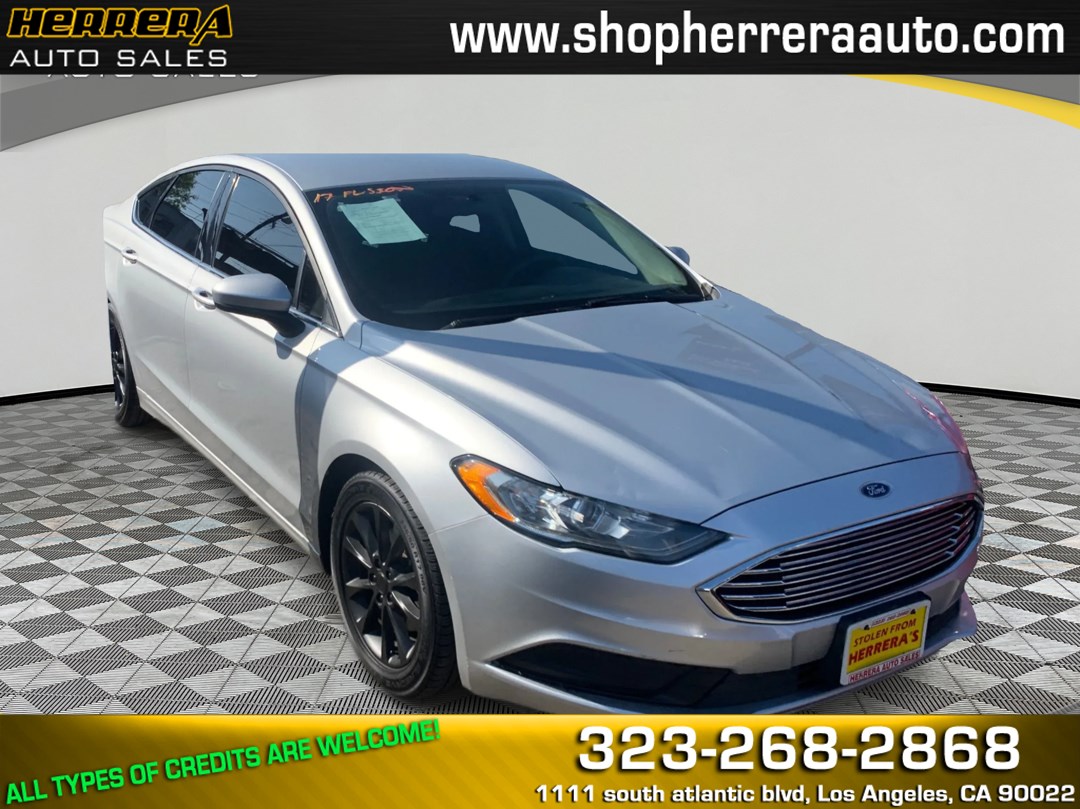 2017 Ford Fusion SE FWD's photo