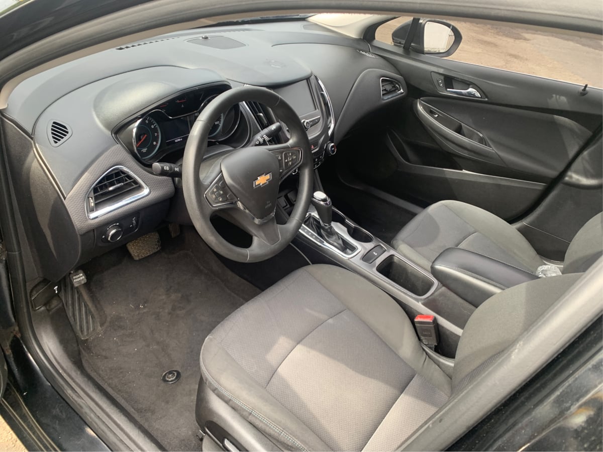 2018 Chevrolet Cruze LT photo 7