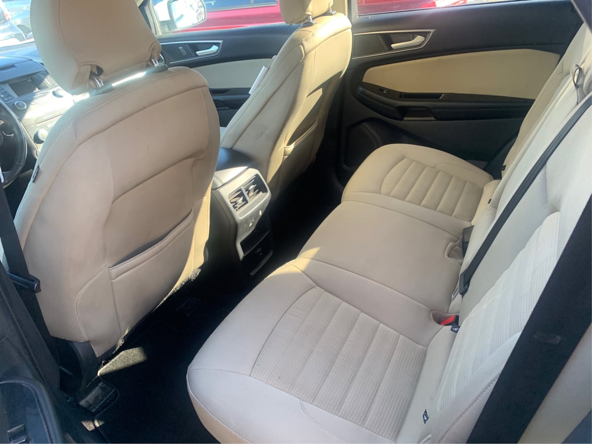 2015 Ford Edge SEL photo 12