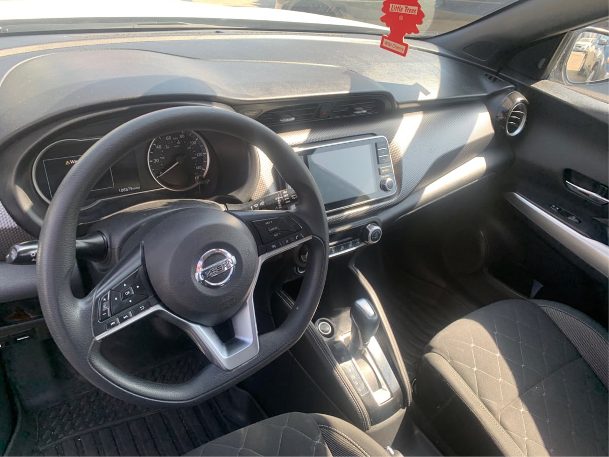 2020 Nissan Kicks SV photo 10