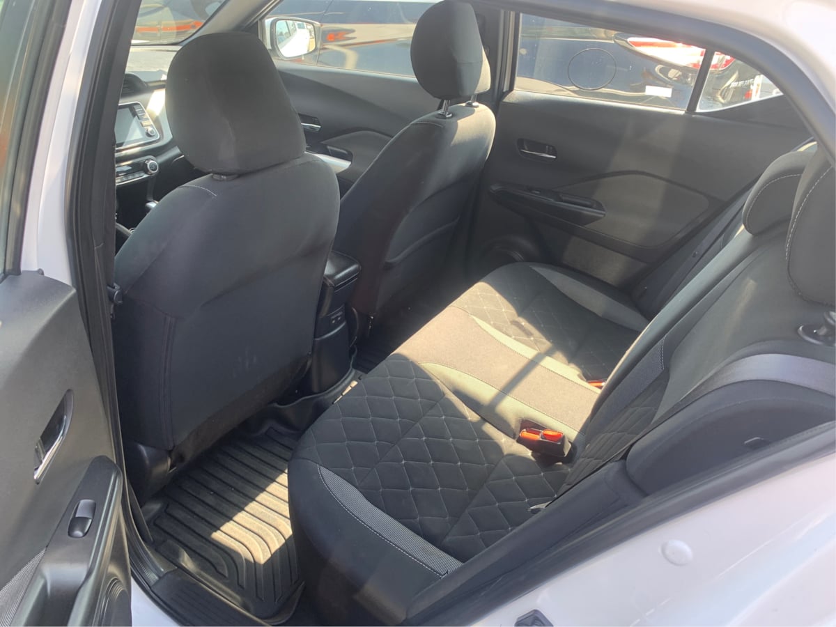 2020 Nissan Kicks SV photo 12
