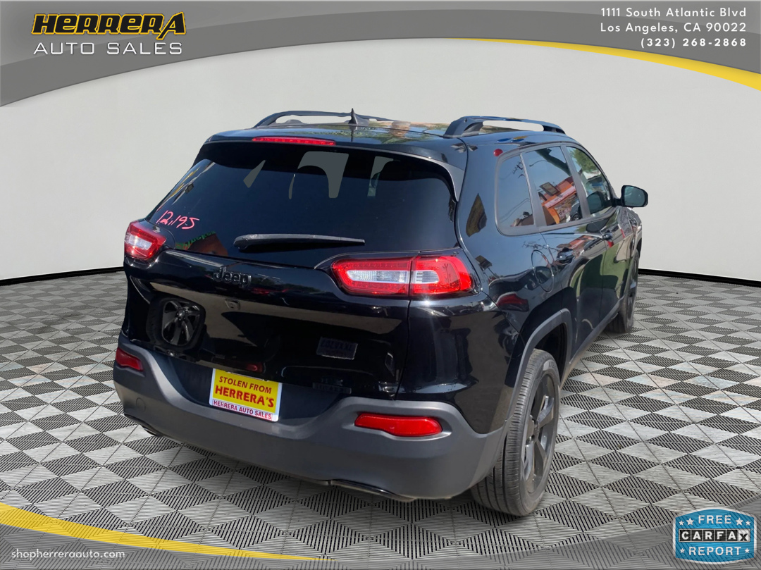 2017 Jeep Cherokee High Altitude photo 3