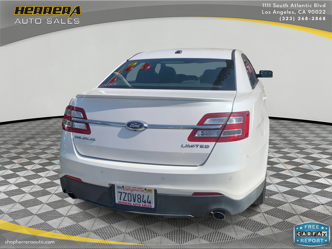 2017 Ford Taurus Limited photo 4