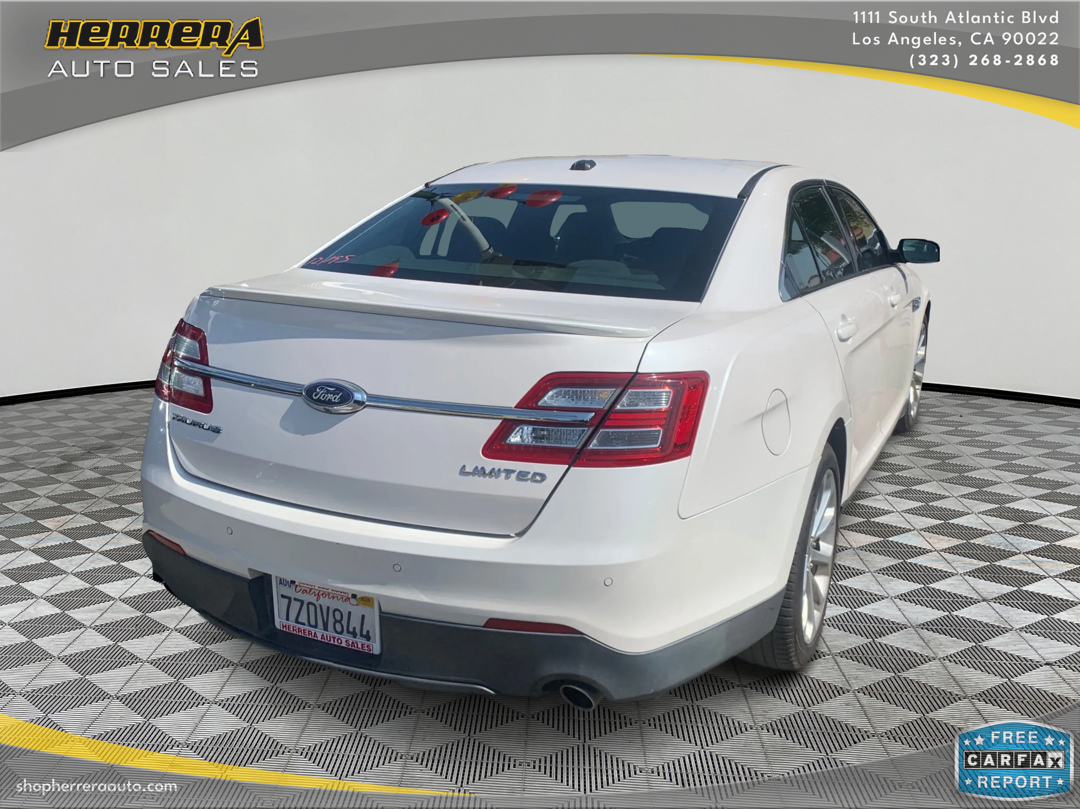 2017 Ford Taurus Limited photo 3