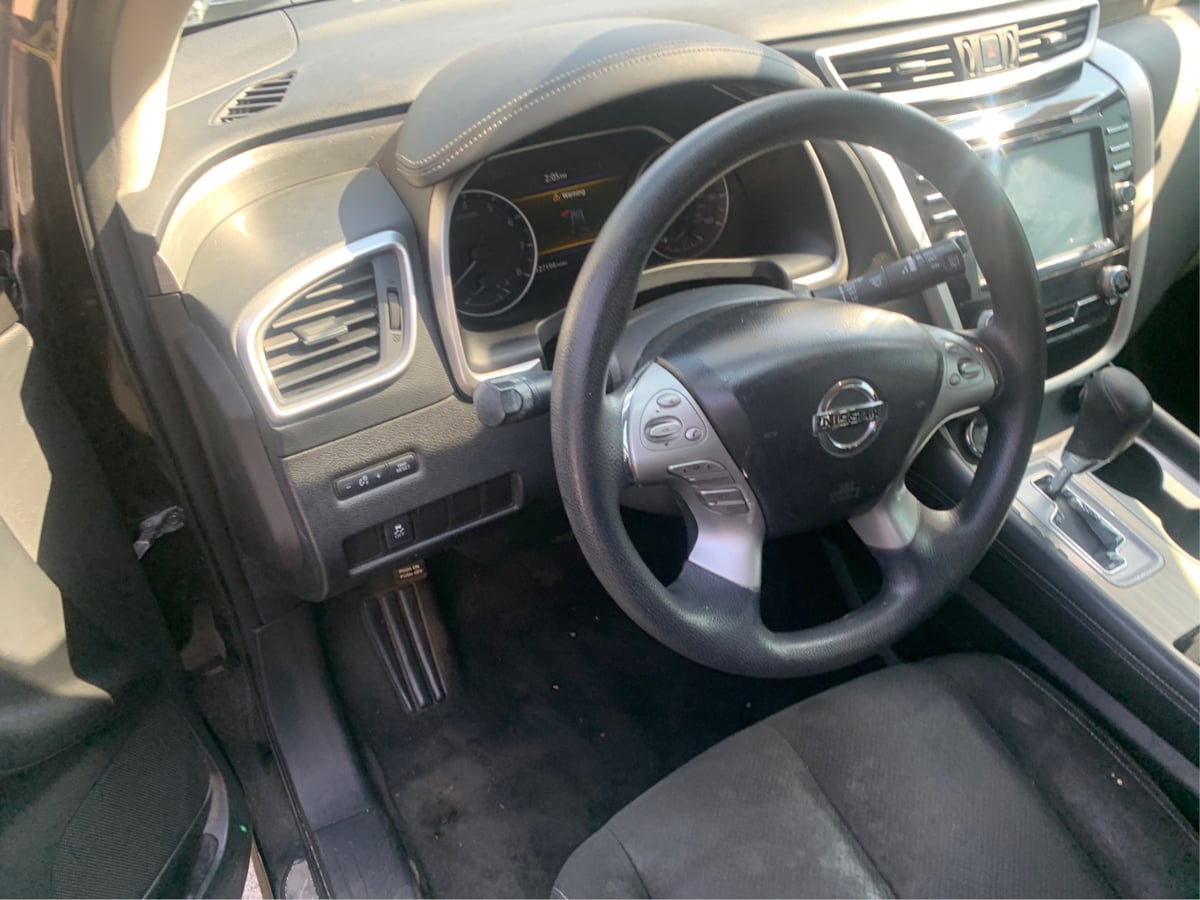 2017 Nissan Murano S photo 10