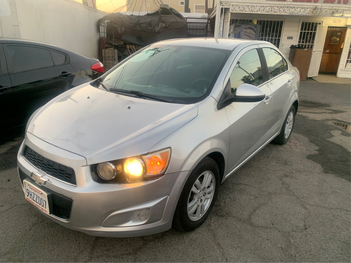 2014 Chevrolet Sonic LT - Photo 11