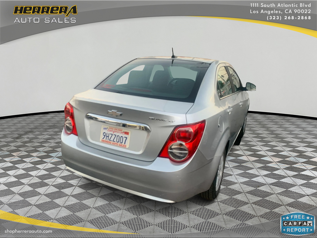 2014 Chevrolet Sonic LT - Photo 3