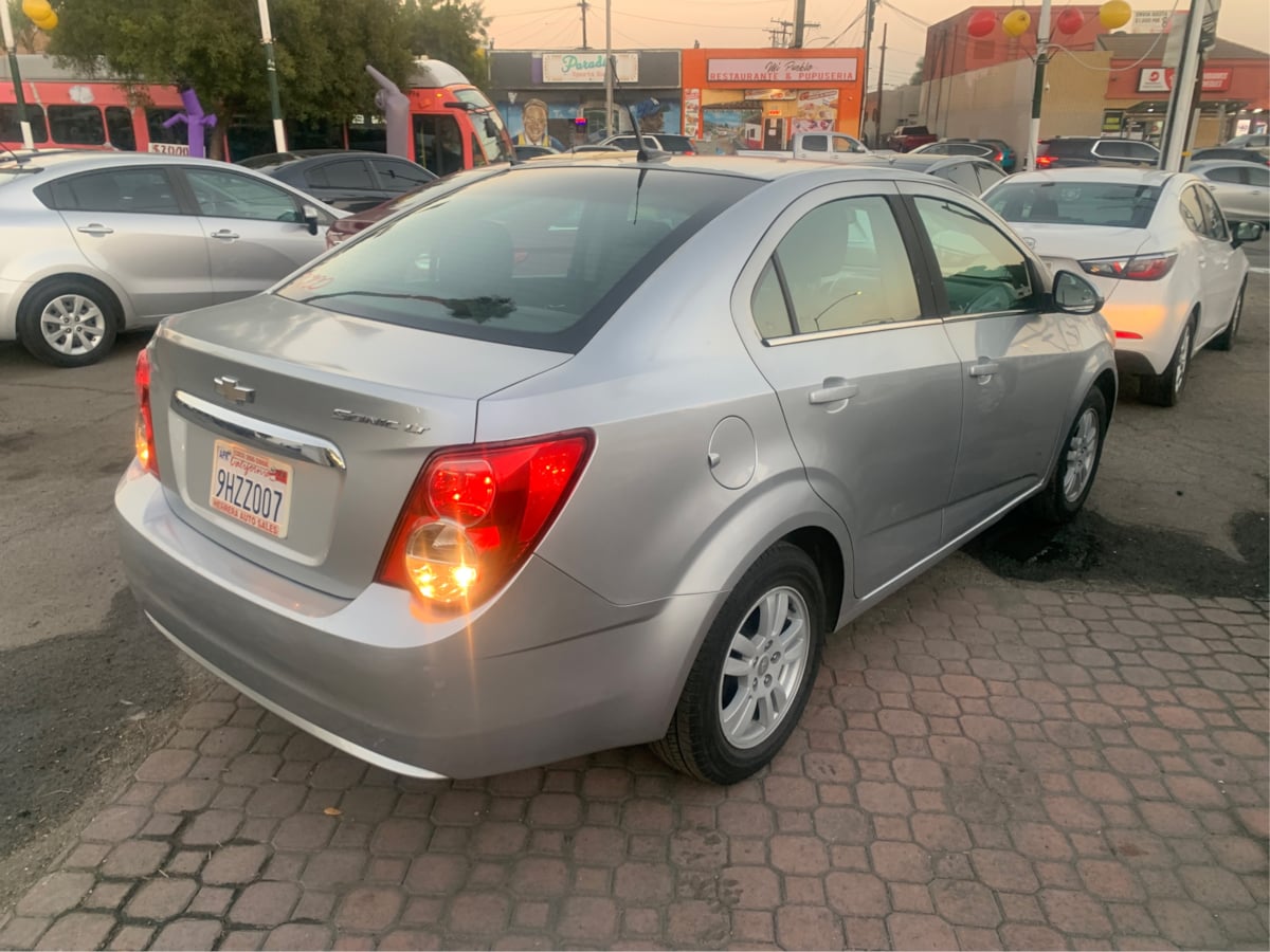 2014 Chevrolet Sonic LT - Photo 13