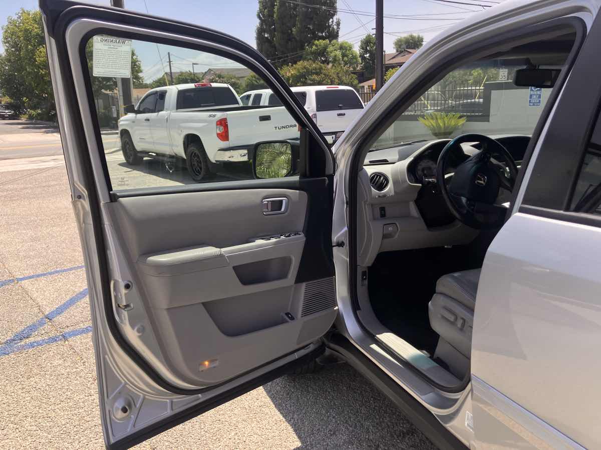 Sold 2011 Honda Pilot EX-L in Fontana