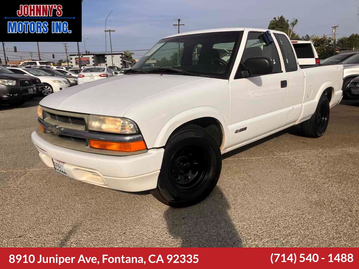 2000 Chevrolet S-10 LS