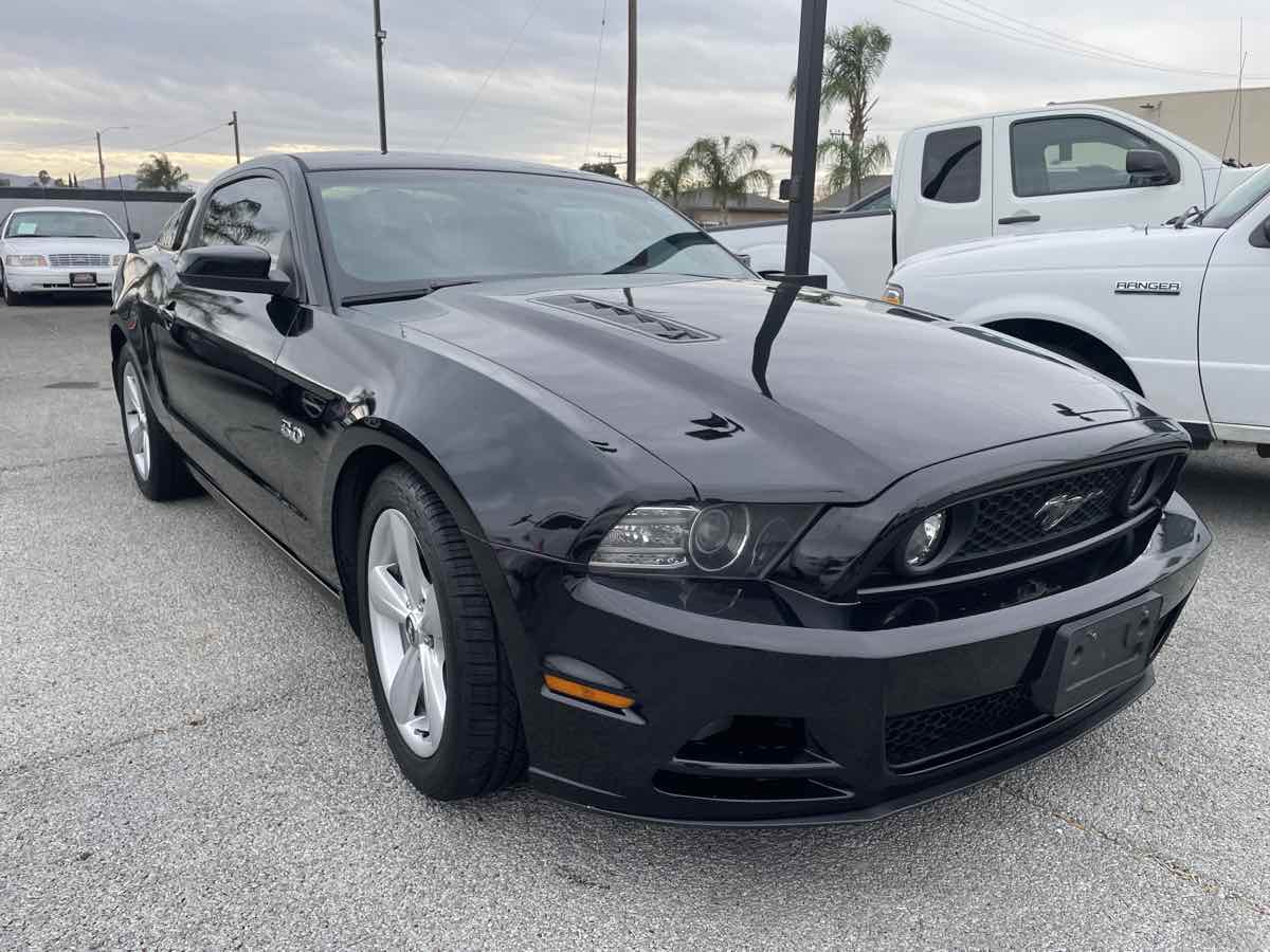 2014 Ford Mustang GT photo 3