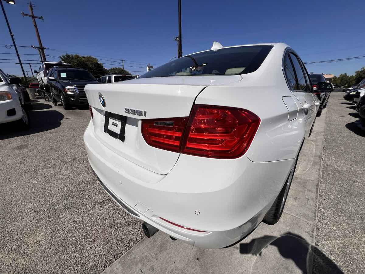 2012 Bmw 335i Sedan SA photo 4