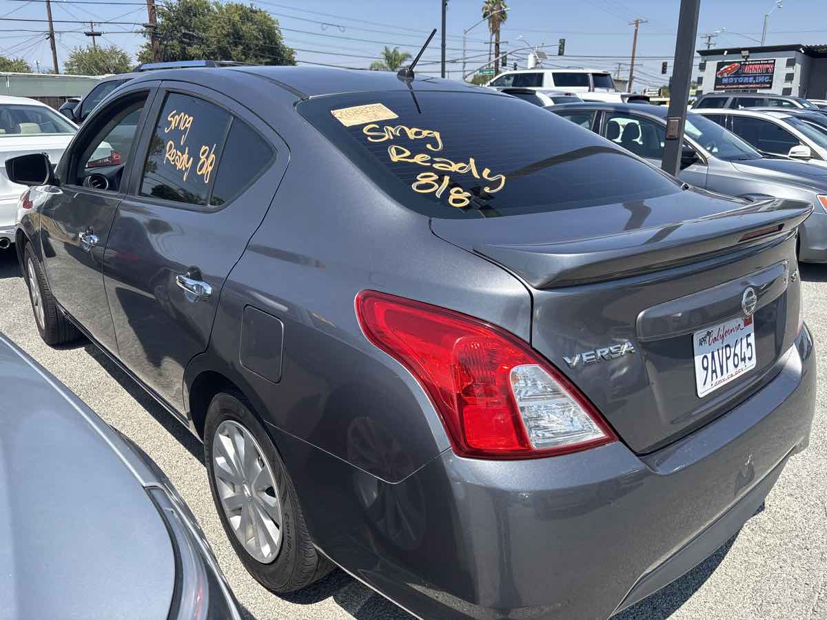 2019 Nissan Versa Sedan SV photo 2