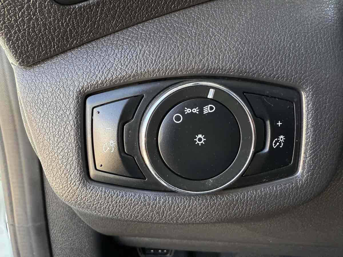 2017 Ford Transit Van XL photo 14