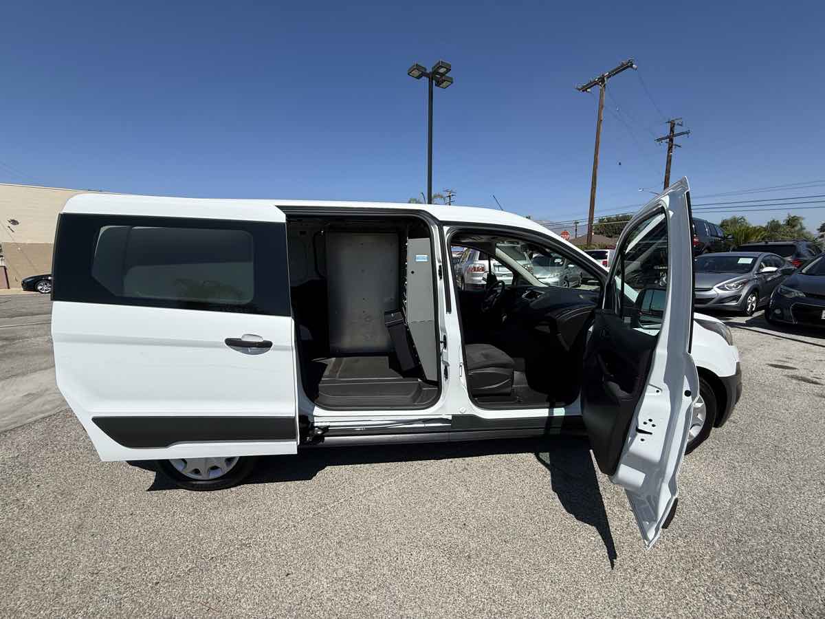 2017 Ford Transit Van XL photo 21