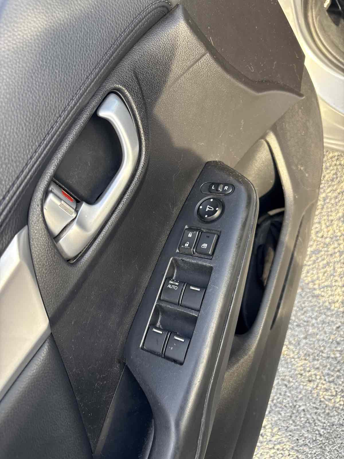 2013 Honda Civic EX-L photo 11