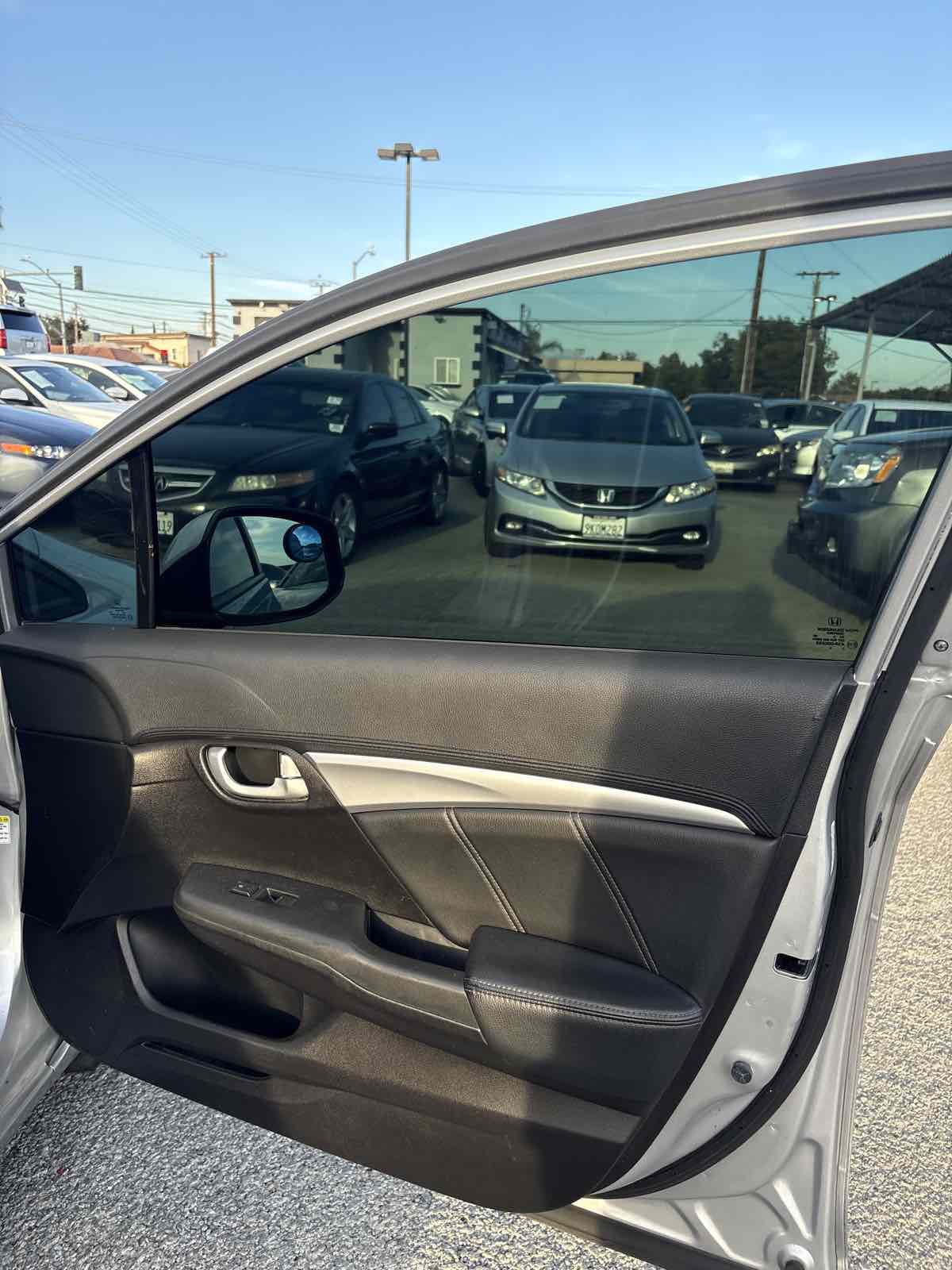 2013 Honda Civic EX-L photo 21