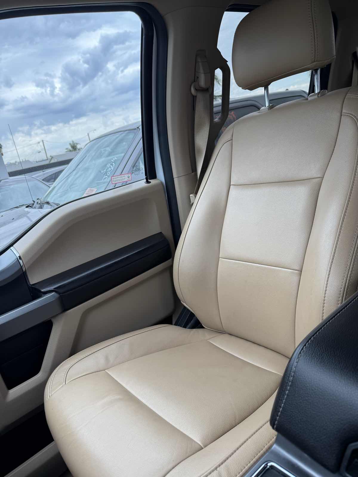 2017 Ford F-150 XL photo 10