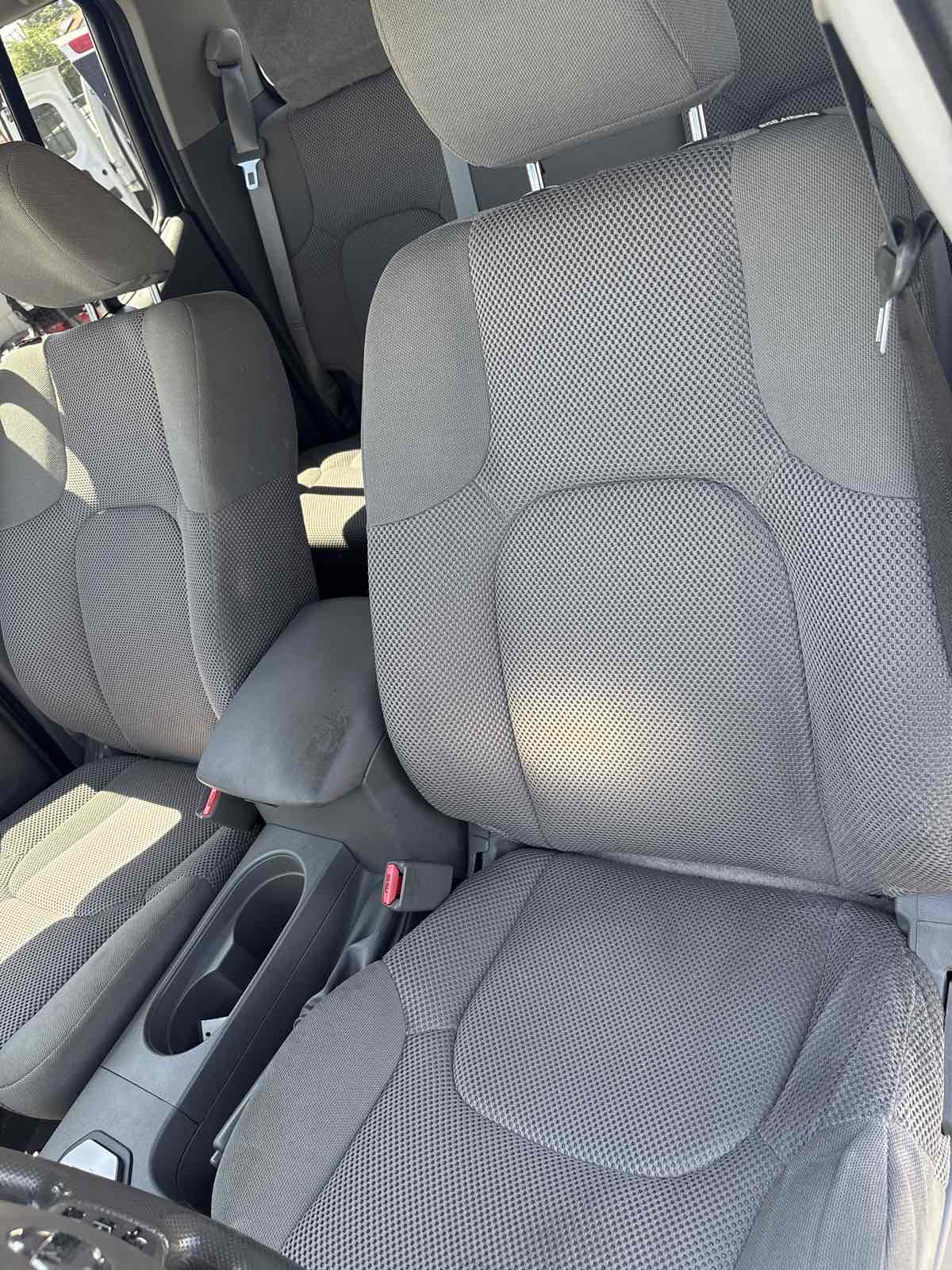 2021 Nissan Frontier SV photo 8
