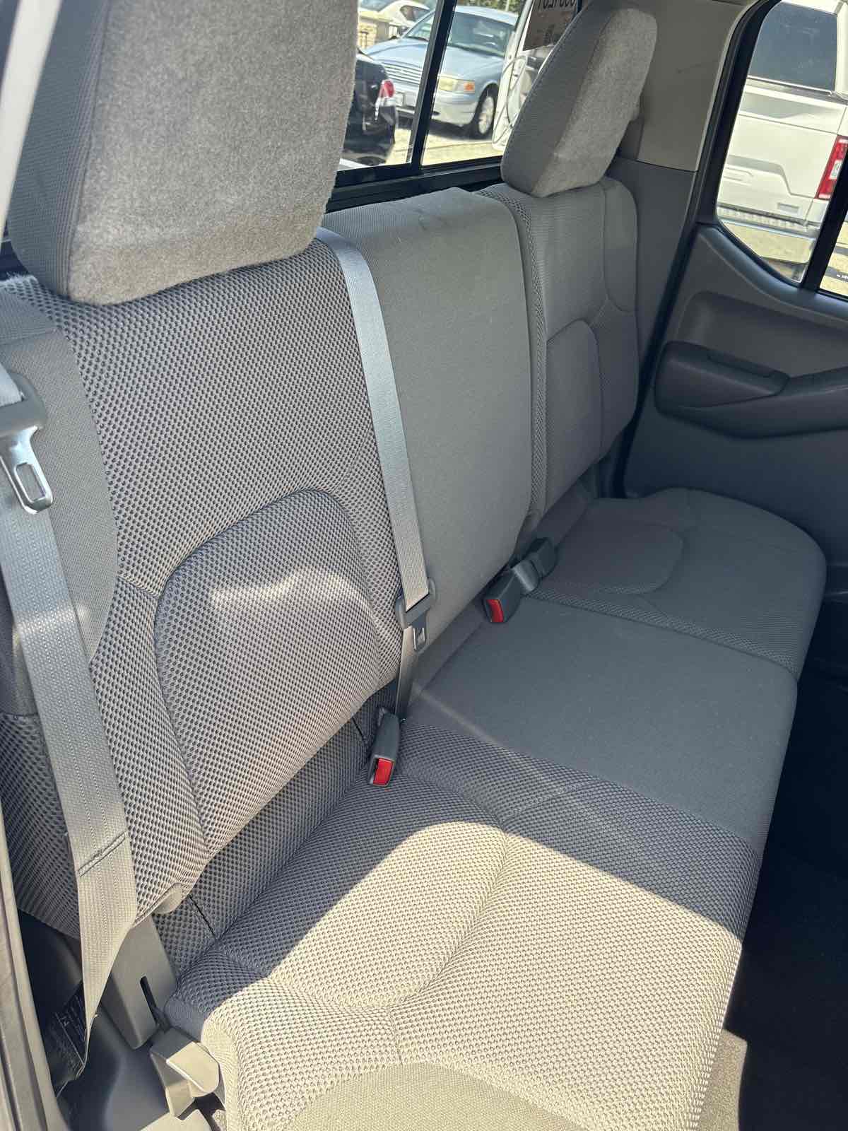 2021 Nissan Frontier SV photo 15