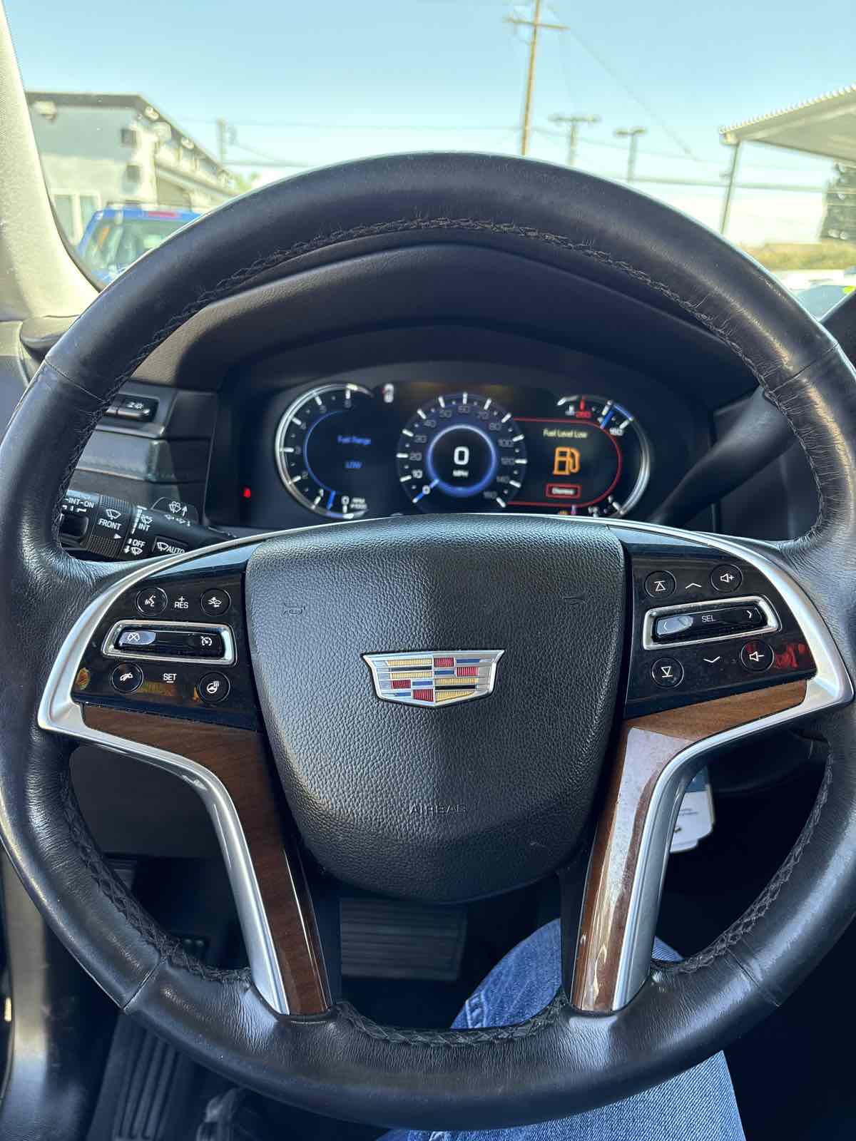 2020 Cadillac Escalade ESV Luxury photo 20