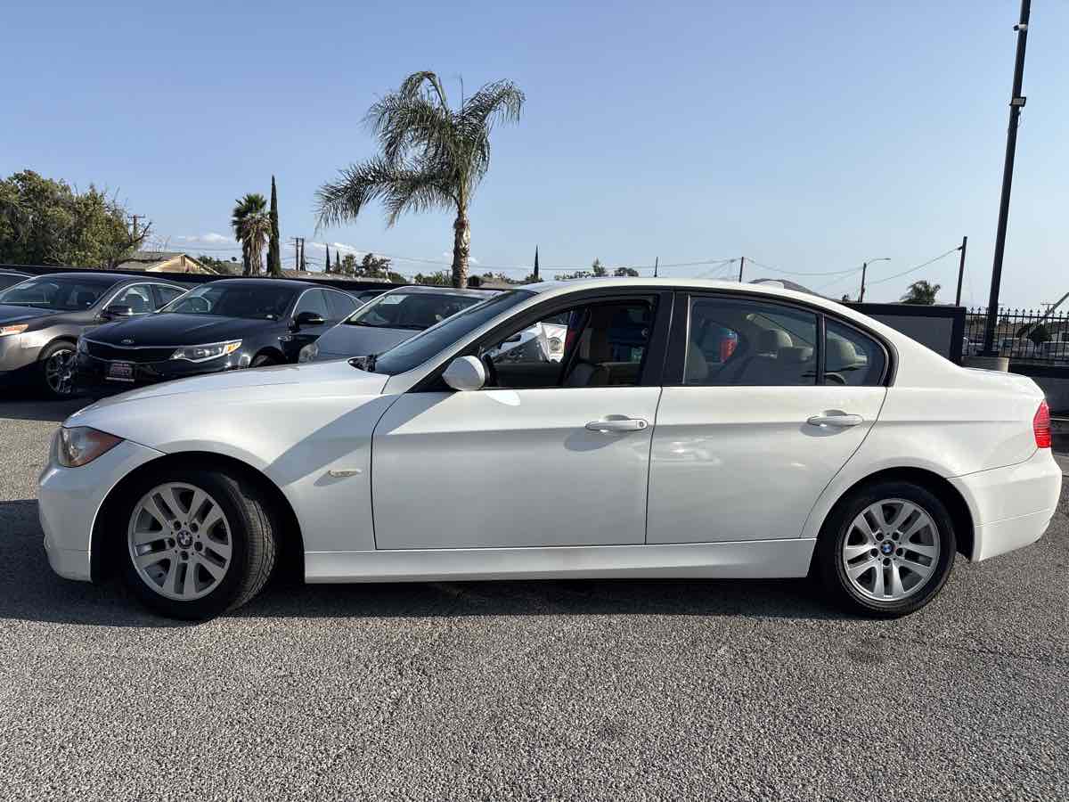 2006 Bmw 325i 3-Series photo 2