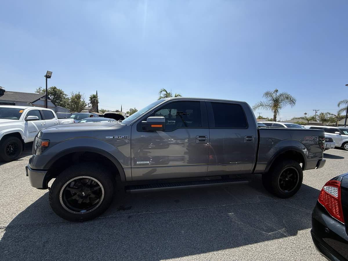 2013 Ford F-150 XL photo 2