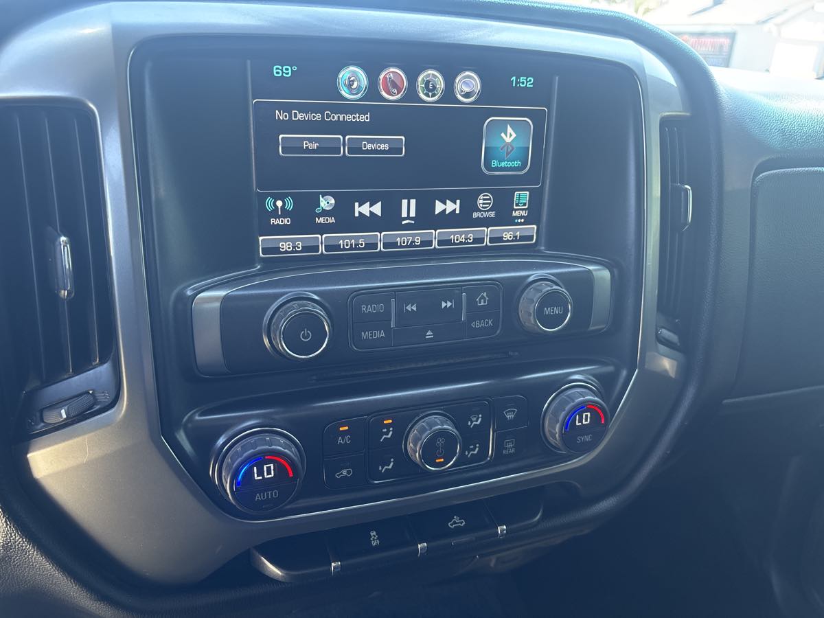 2016 Chevrolet Silverado 1500 LT photo 8