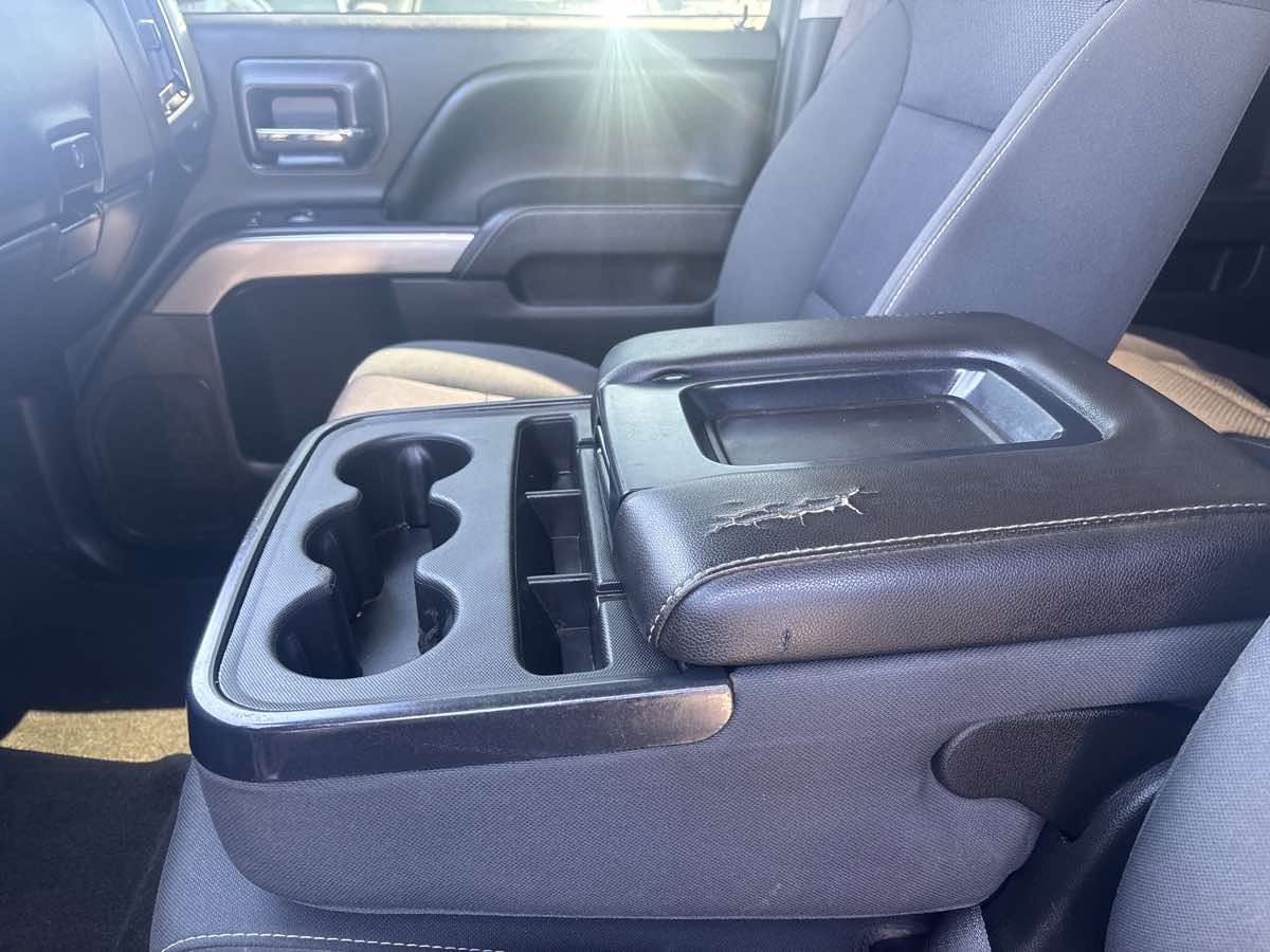 2016 Chevrolet Silverado 1500 LT photo 9