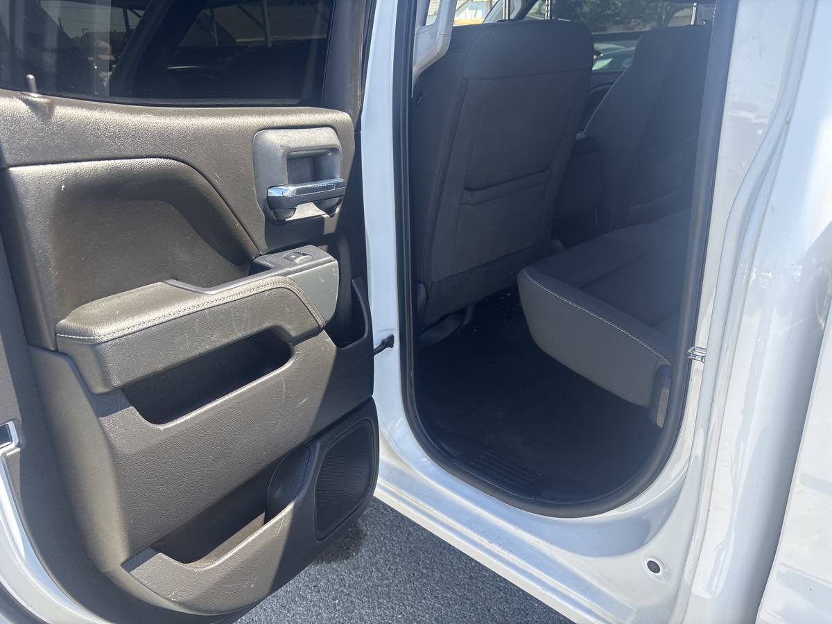 2016 Chevrolet Silverado 1500 LT photo 10