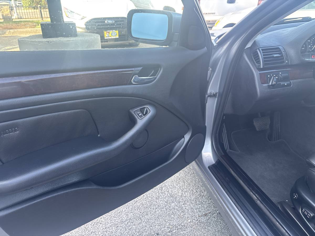 2005 Bmw 325i SULEV photo 5