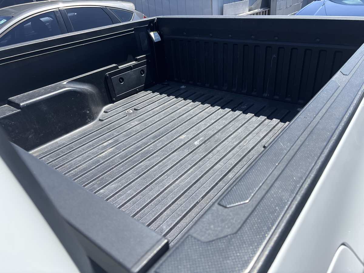 2021 Toyota Tacoma SR5 Double Cab V6 photo 13