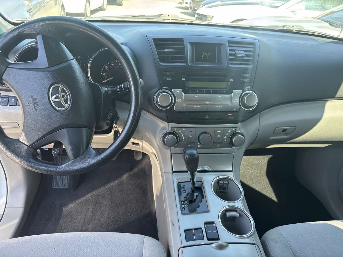 2012 Toyota Highlander Base Hybrid photo 7
