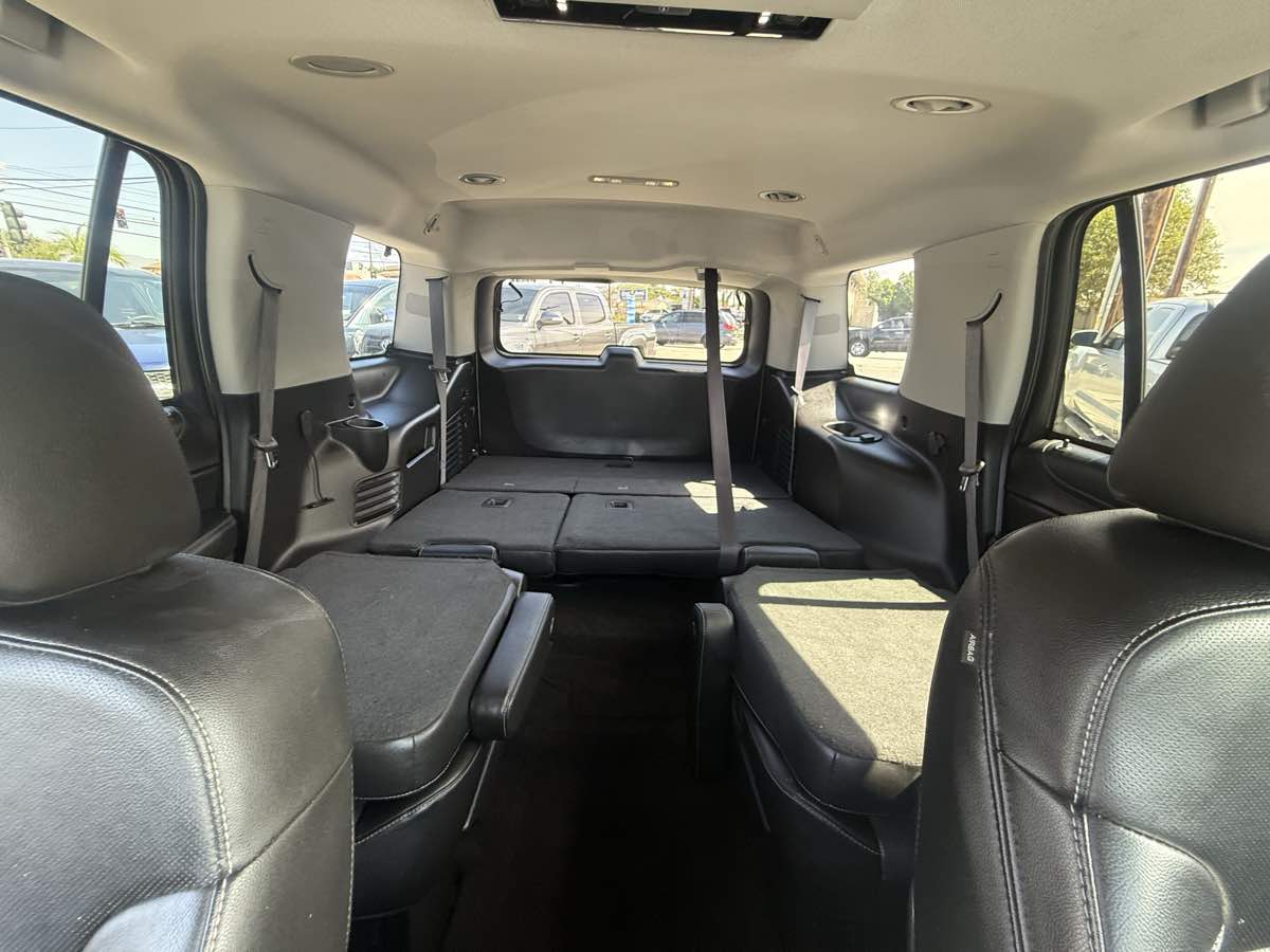2016 Chevrolet Tahoe LTZ photo 44