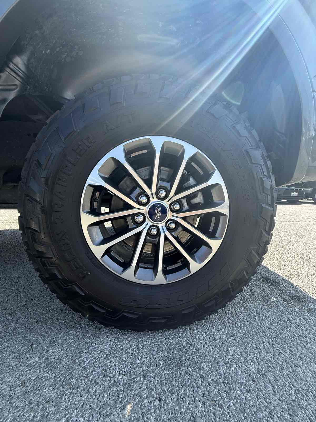 2019 Ford F-150 XL photo 12