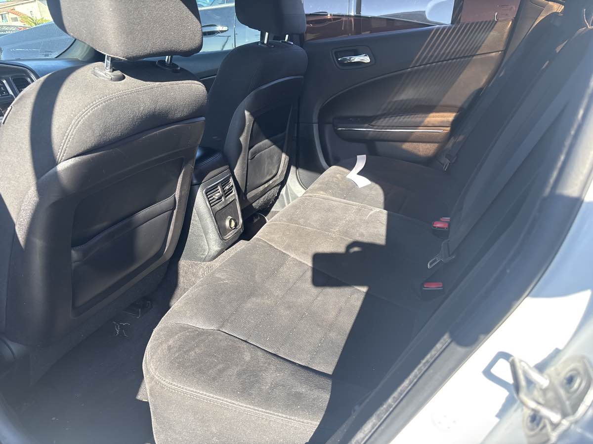 2014 Dodge Charger SE photo 6
